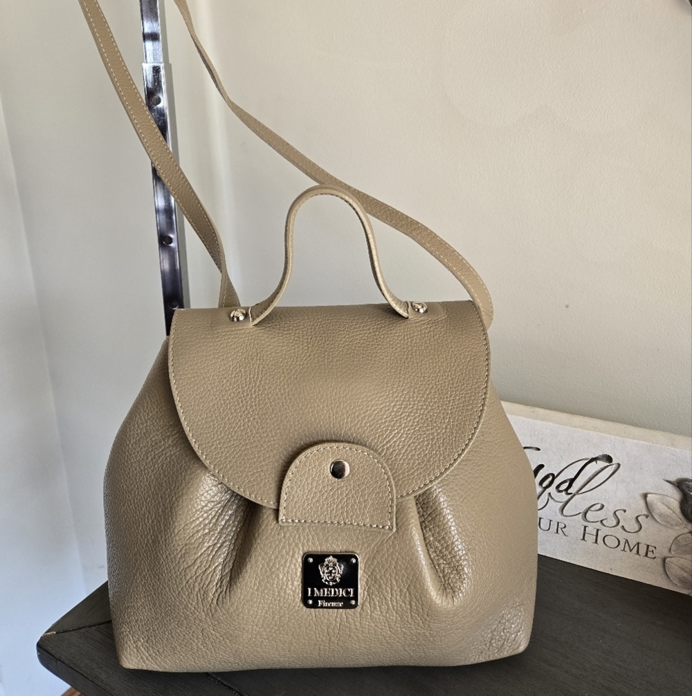 Medici Firenze Italian Pebbled Leather Backpack Bag